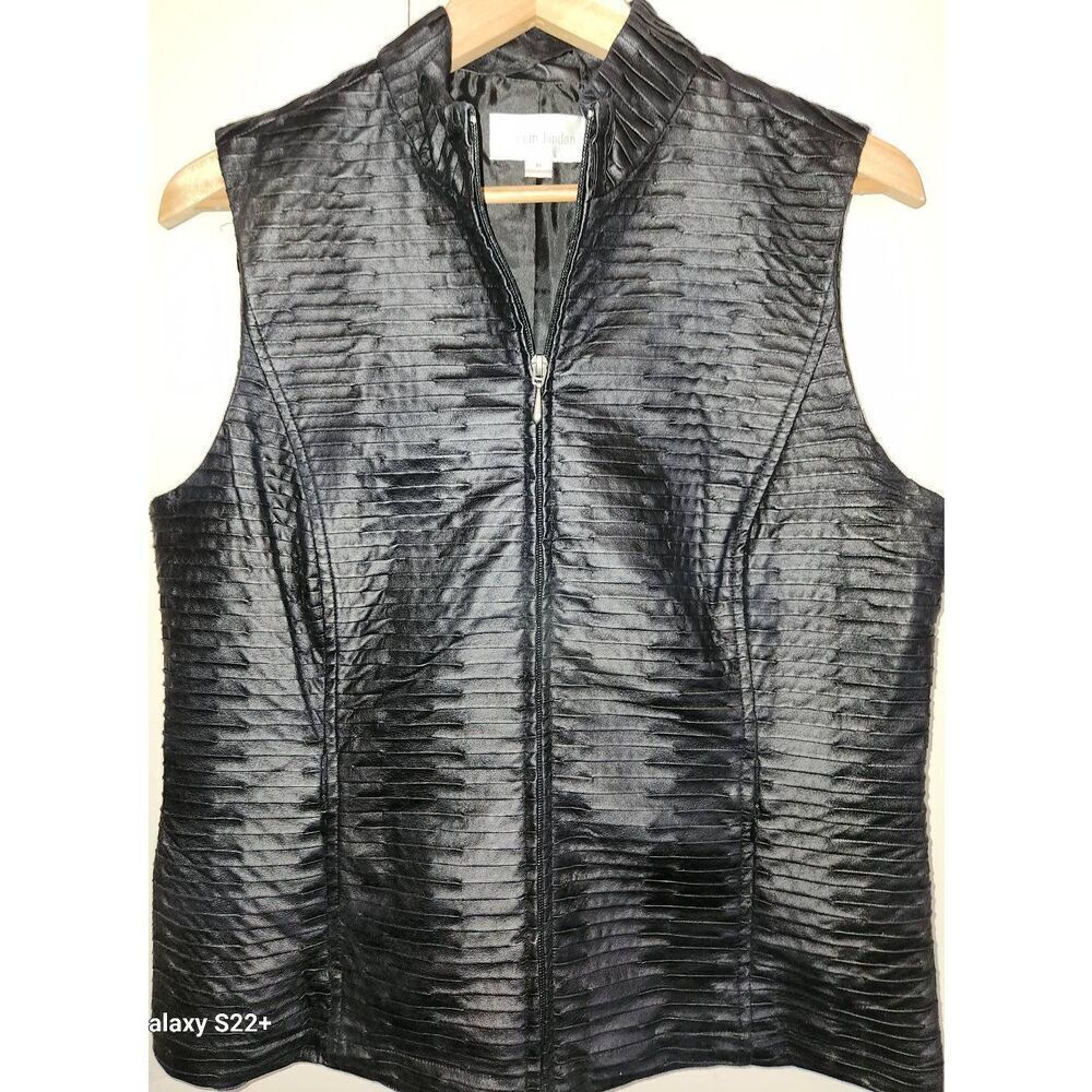 V2  Erin London Black zip up vest